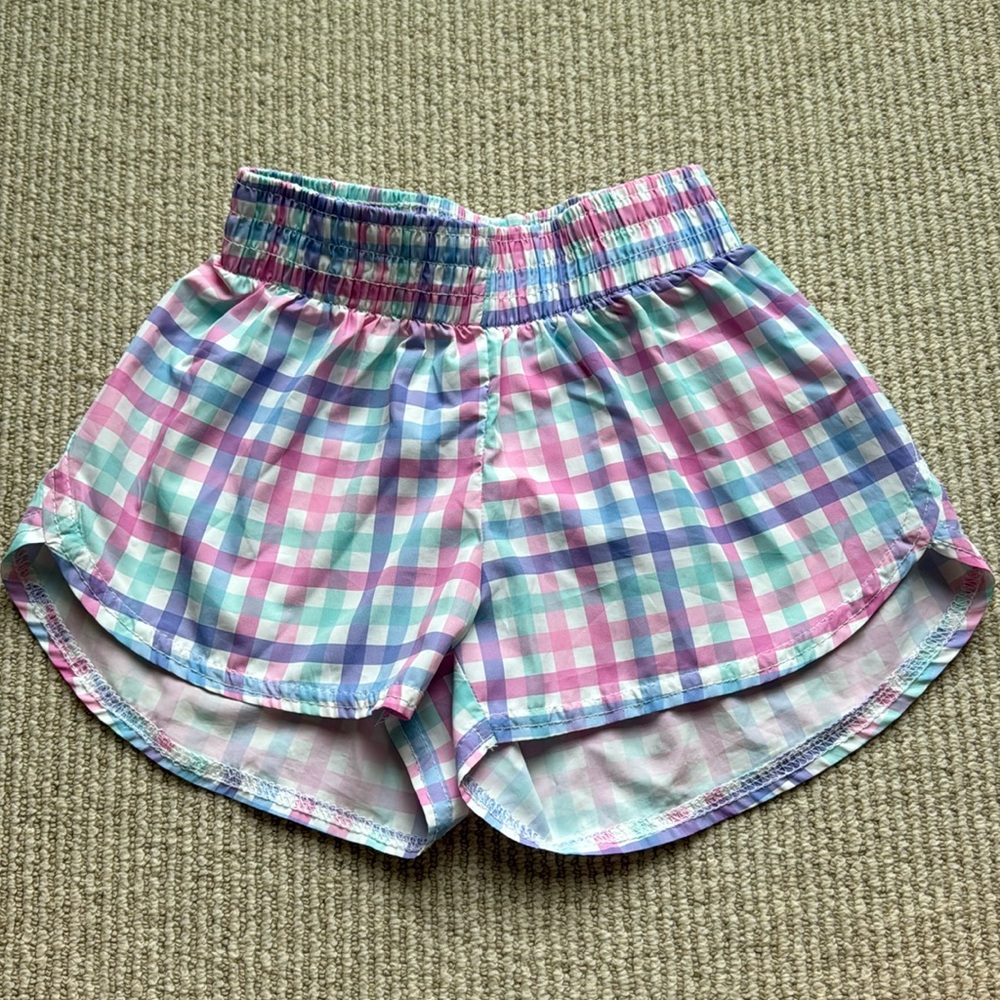 Azarhia Gingham shorts, size 6.